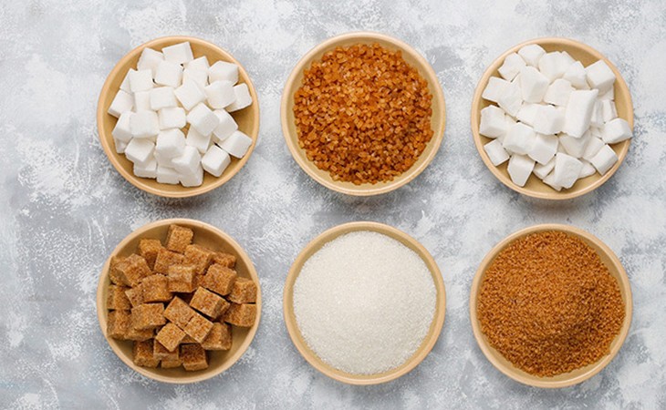 Mercado futuro do açúcar fecha em baixa e atinge menor nível em um mês