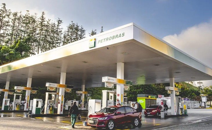 Gasolina brasileira poderá ter até 35% de etanol na sua mistura em breve
