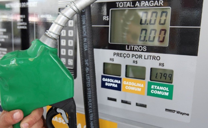 Etanol sobe 1,55% em abril e gasolina também fica 0,51% mais cara, aponta Edenred Ticket Log