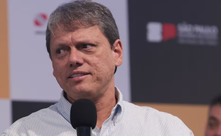SP será o primeiro Estado a substituir o diesel, diz Tarcísio