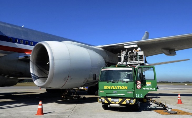 Petrobras vai antecipar entrega de combustível sustentável de aviação