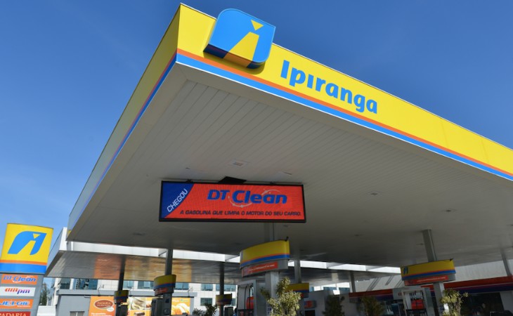 Ultrapar avança na revenda direta de combustíveis e compra participação em distribuidora de MG